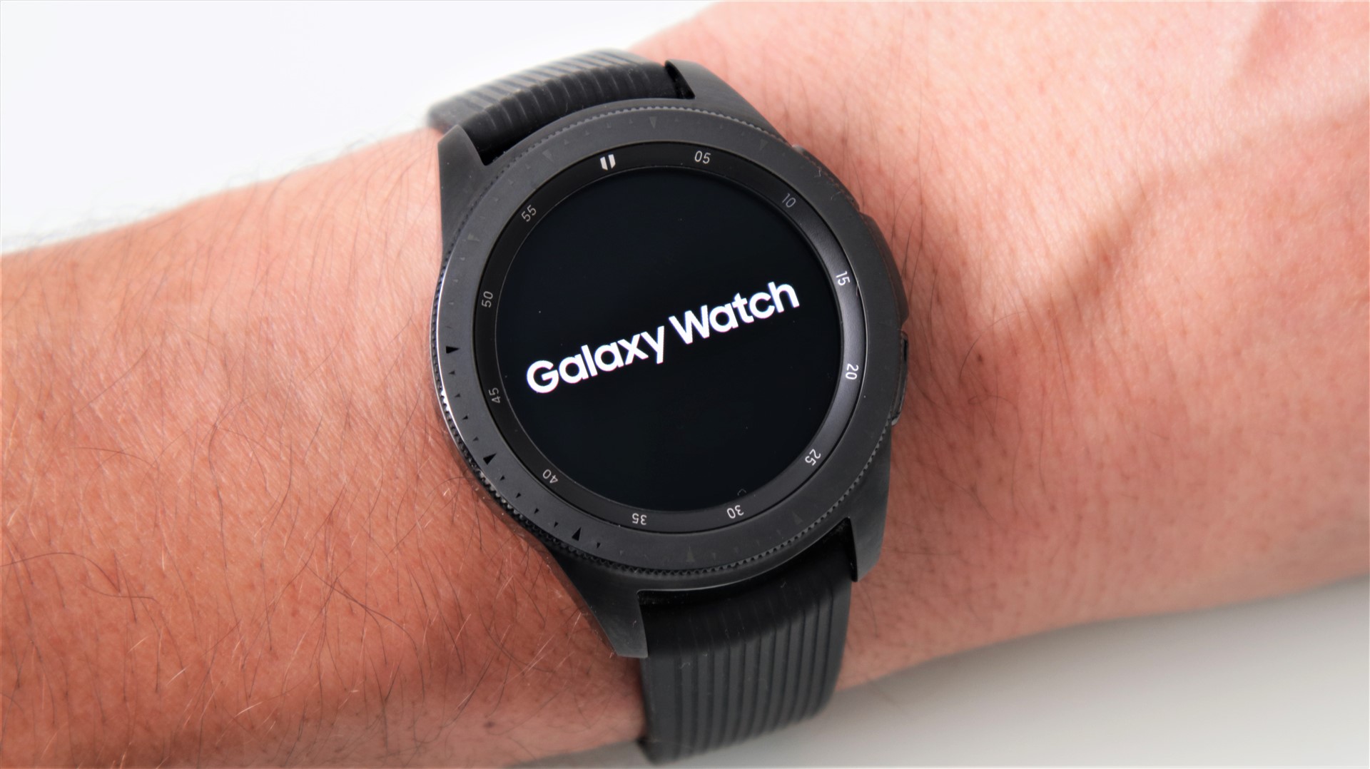 Samsung Galaxy Watch 42 Черный