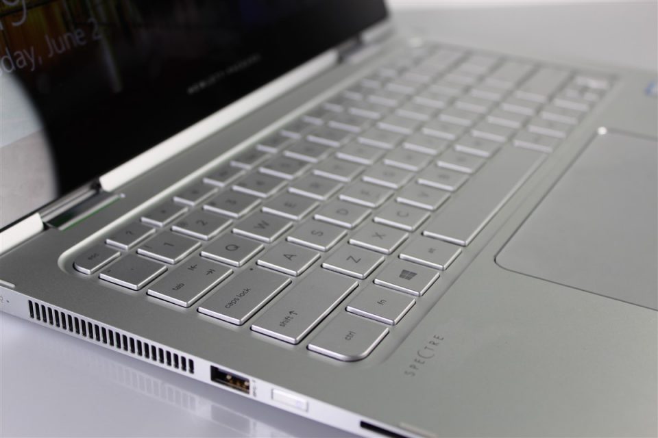 HP-Spectre-x360 (15)