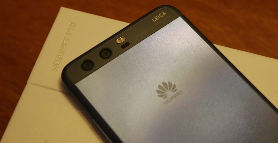 Huawei 72. Хуавей с одной камерой 13 мегапикселей.