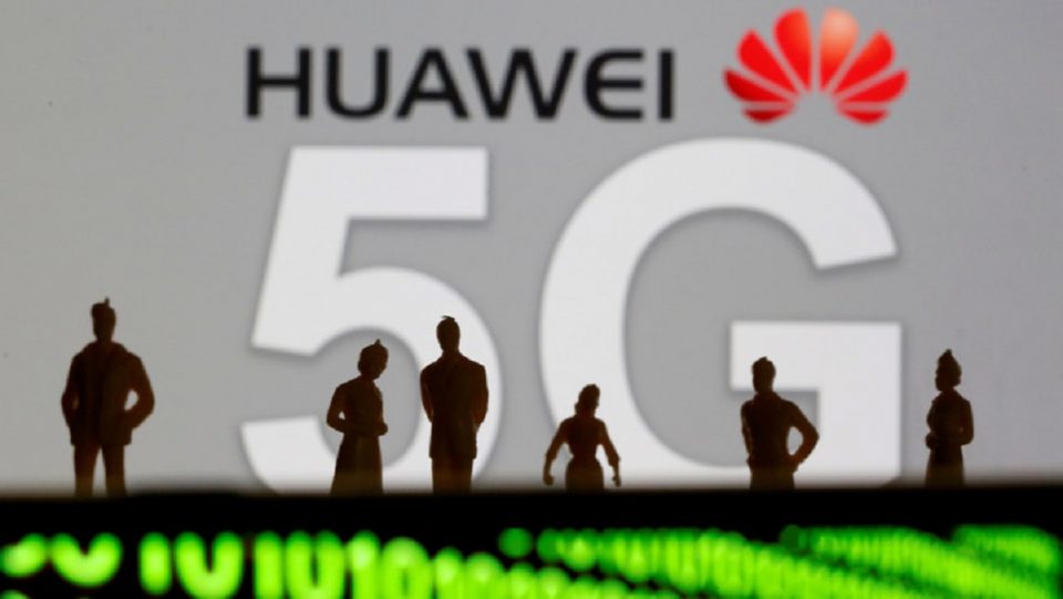 Uniunea Europeană se gândeşte să interzică folosirea echipamentelor 5G produse de Huawei sau de orice altă companie ce ar putea reprezenta un risc de securitate