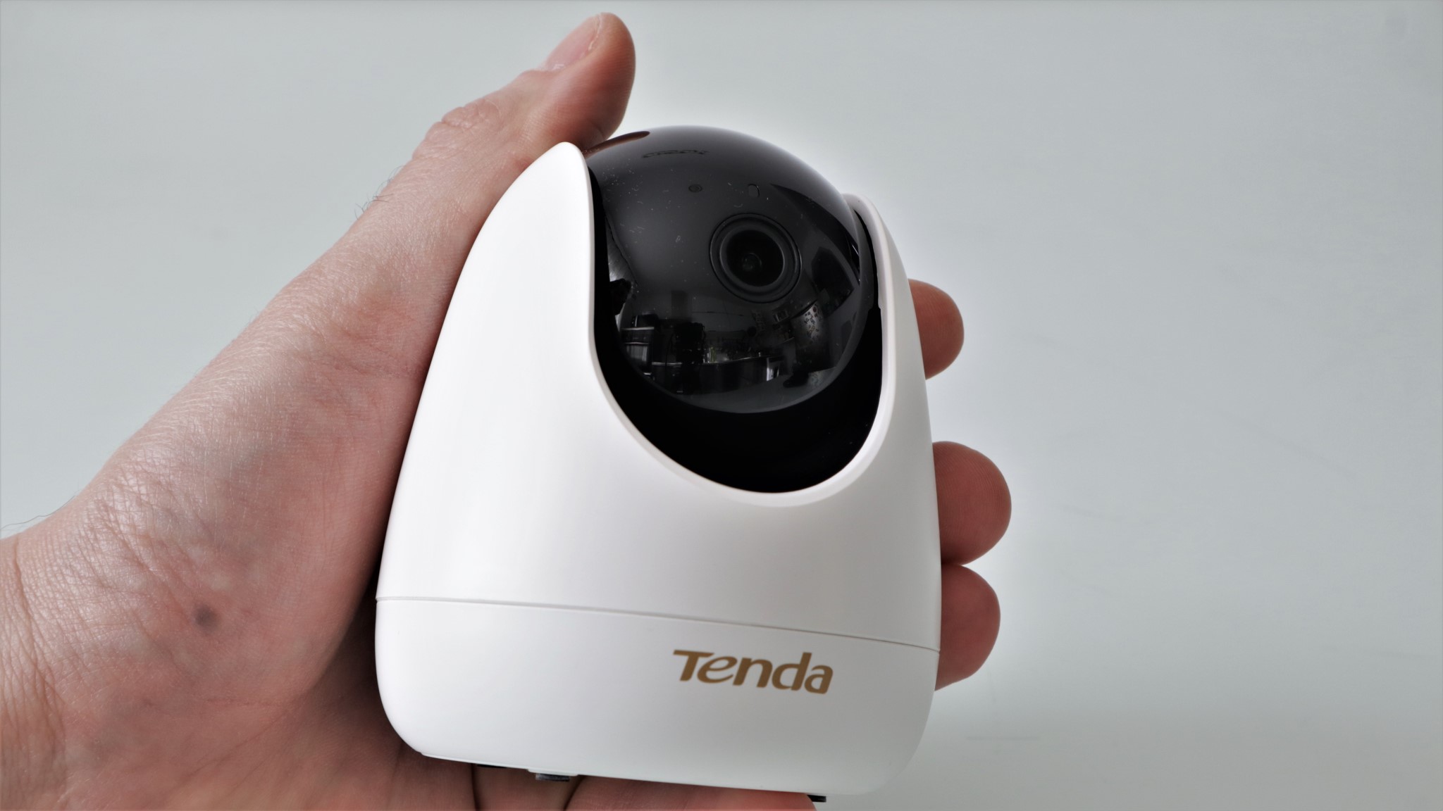 Camera IP wireless Tenda CP7