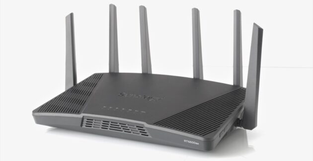 Router Wi-Fi 6 Tri-Band Synology RT6600ax