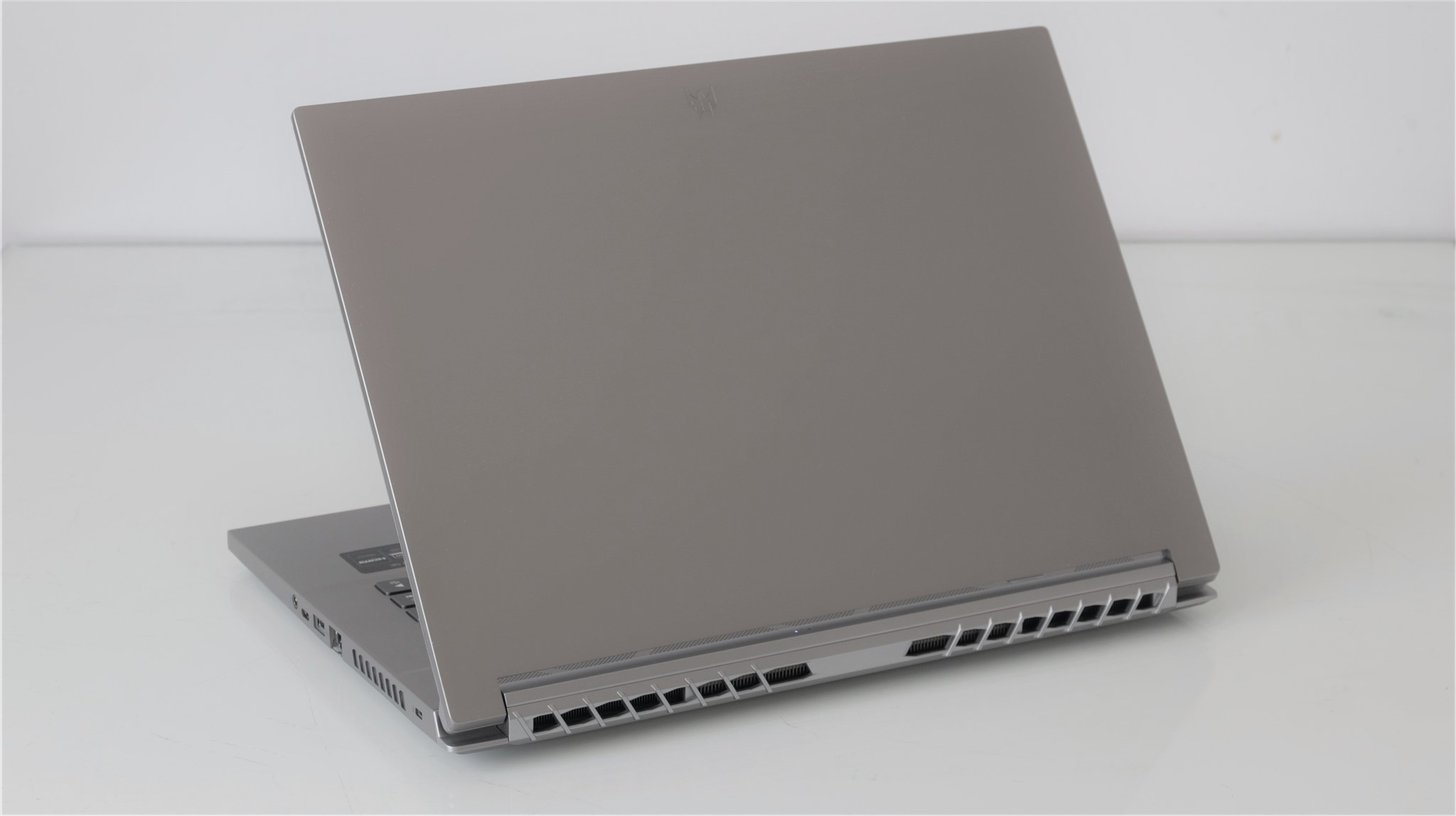 Notebook de gaming Acer Predator Triton 300 PT316-51s