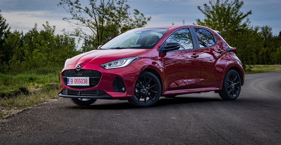 Mazda2 Hybrid Homura 2024 - review