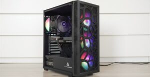 PC Gaming Zmeu Legendar powered by Gigabyte de la PC Garage - review