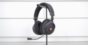 Casti wireless de gaming Razer Kraken V4