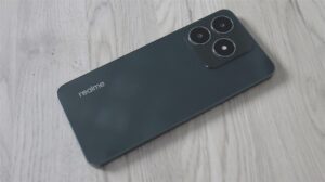 Realme C61 - review