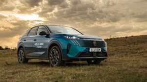 Peugeot 3008 GT 1.2 Hybrid 136CP E-DCS6 - review