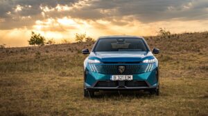 Peugeot 3008 GT 1.2 Hybrid 136CP E-DCS6 - review