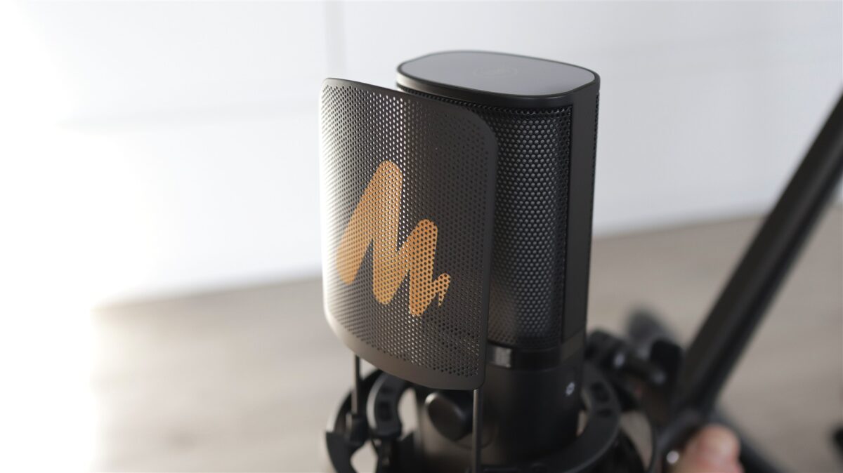 Microfon gaming Maono PM450S cu boom arm inclus - review