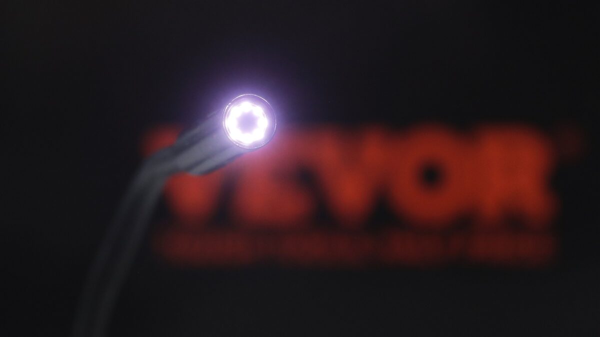 Camera endoscopica cu ecran LCD Vevor SC8 - review