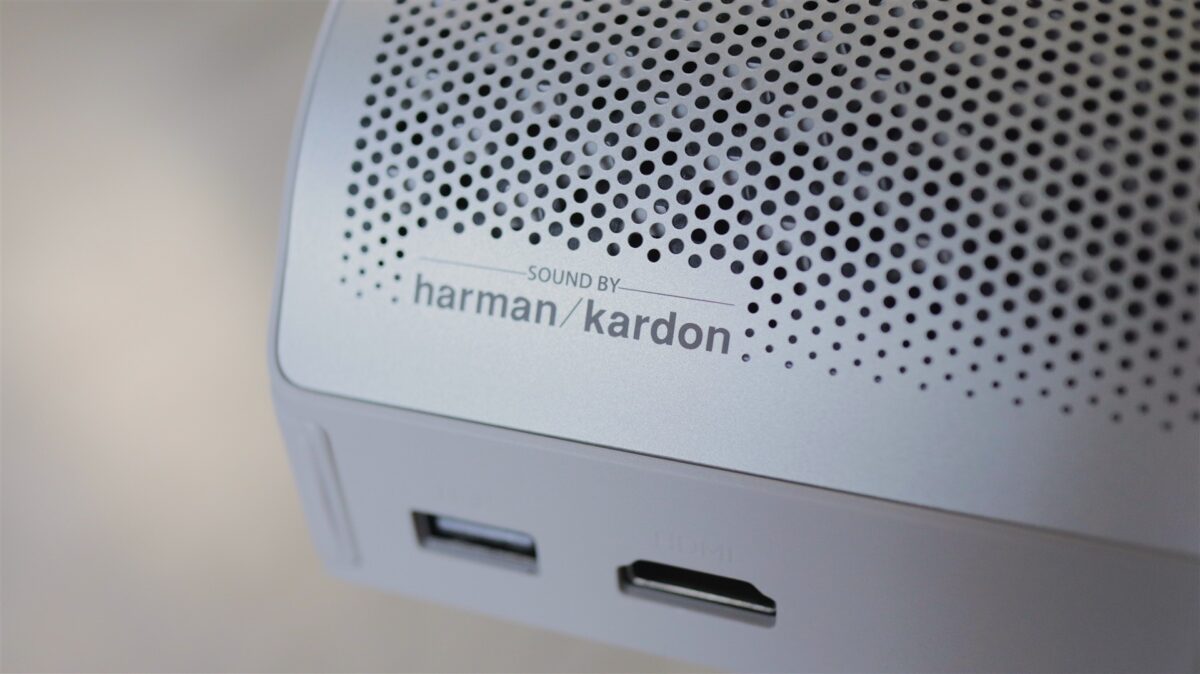 Proiector portabil smart XGIMI MoGo 4 - review