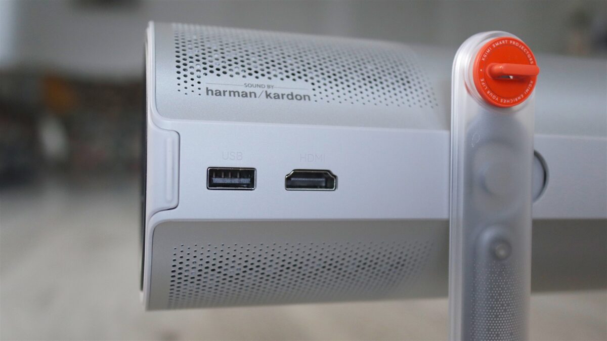 Proiector portabil smart XGIMI MoGo 4 - review