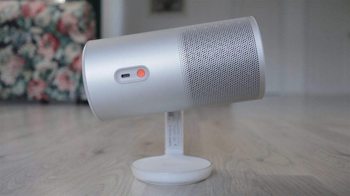 Proiector portabil smart XGIMI MoGo 4 - review