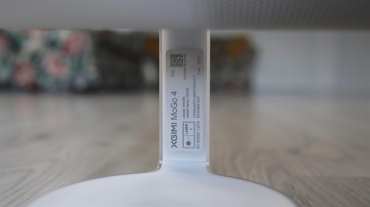 Proiector portabil smart XGIMI MoGo 4 - review