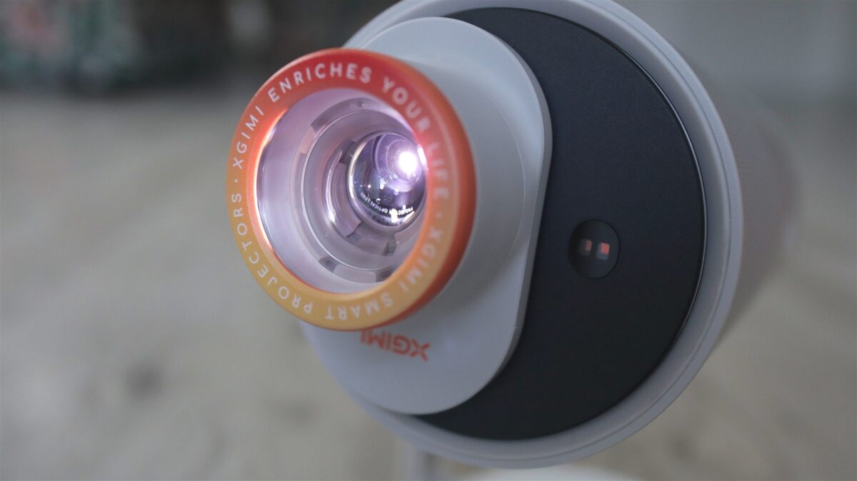 Proiector portabil smart XGIMI MoGo 4 - review