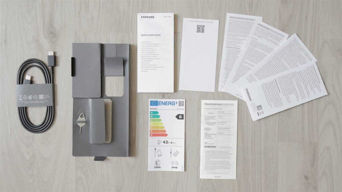 Samsung Galaxy Z Flip7 - review