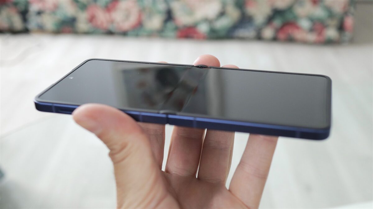 Samsung Galaxy Z Flip7 - review