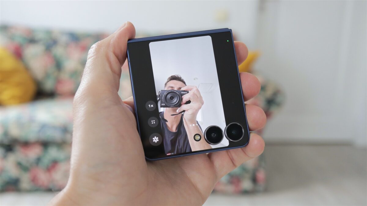 Samsung Galaxy Z Flip7 - review