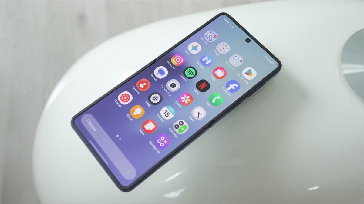 Samsung Galaxy Z Flip7 - review