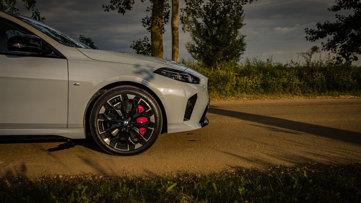 BMW M235 xDrive Gran Coupe 2025 - review