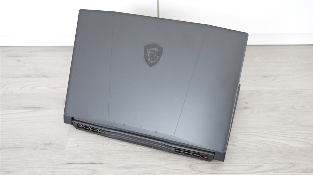 Laptop gaming MSI Katana 15 HX B14W