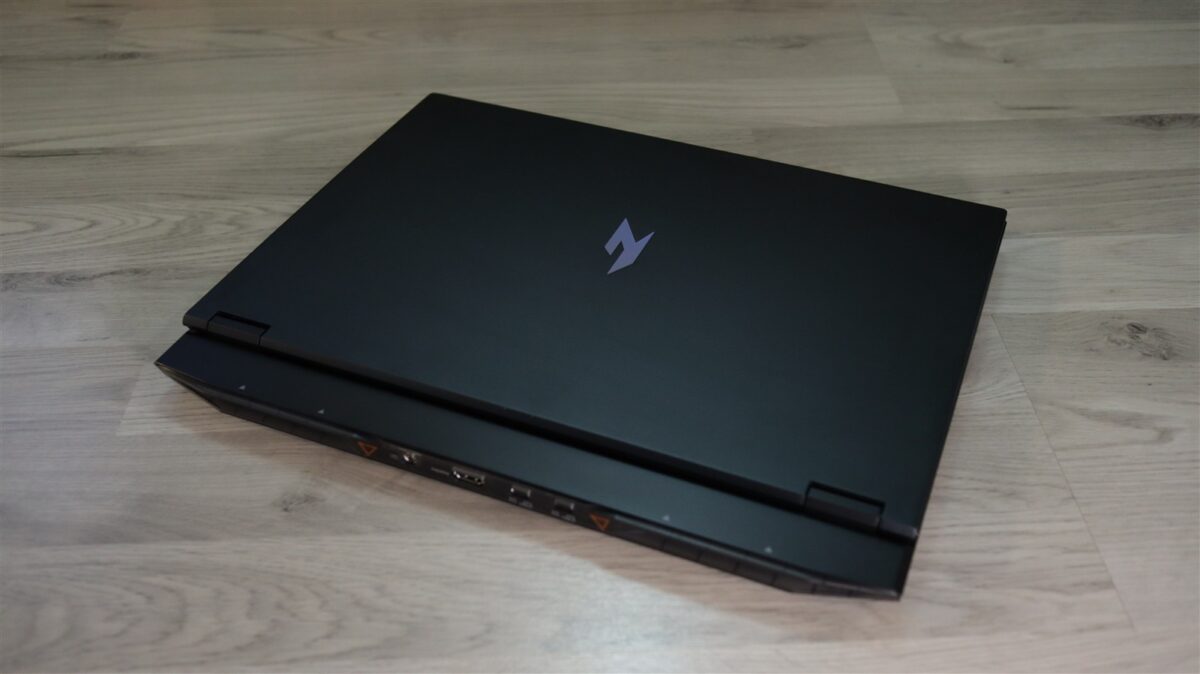 Laptop gaming Acer Nitro 16 AI (AN16-61) - prezentare