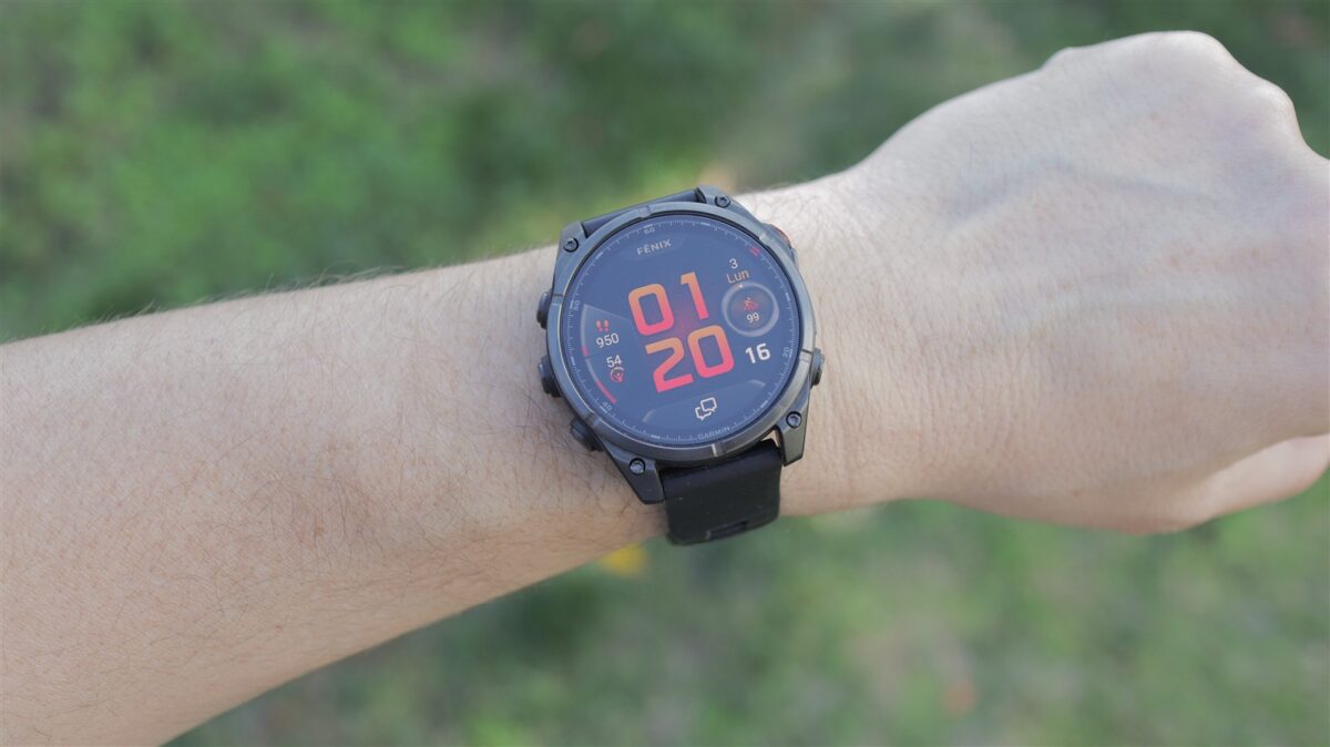 Smartwatch Garmin fenix 8 Pro - review
