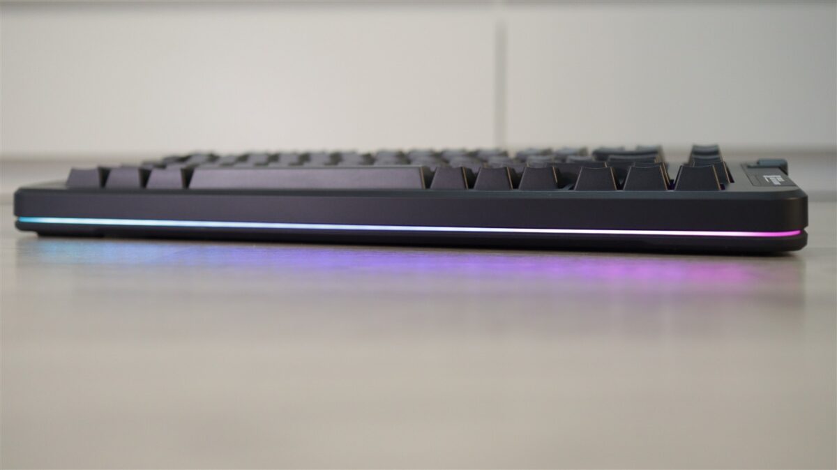 Tastatura gaming wireless MCHOSE X75 TKL - review
