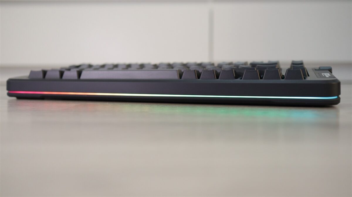 Tastatura gaming wireless MCHOSE X75 TKL - review