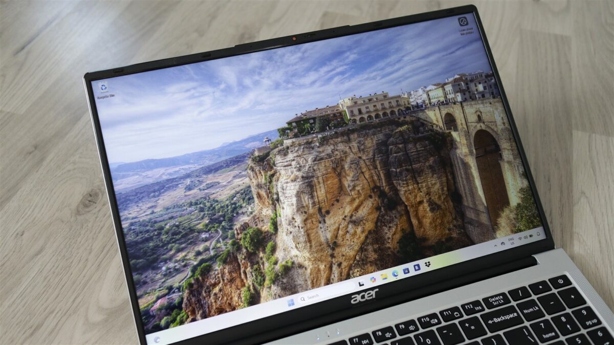 Laptop Acer Aspire Lite 16 AL16-54P - prezentare