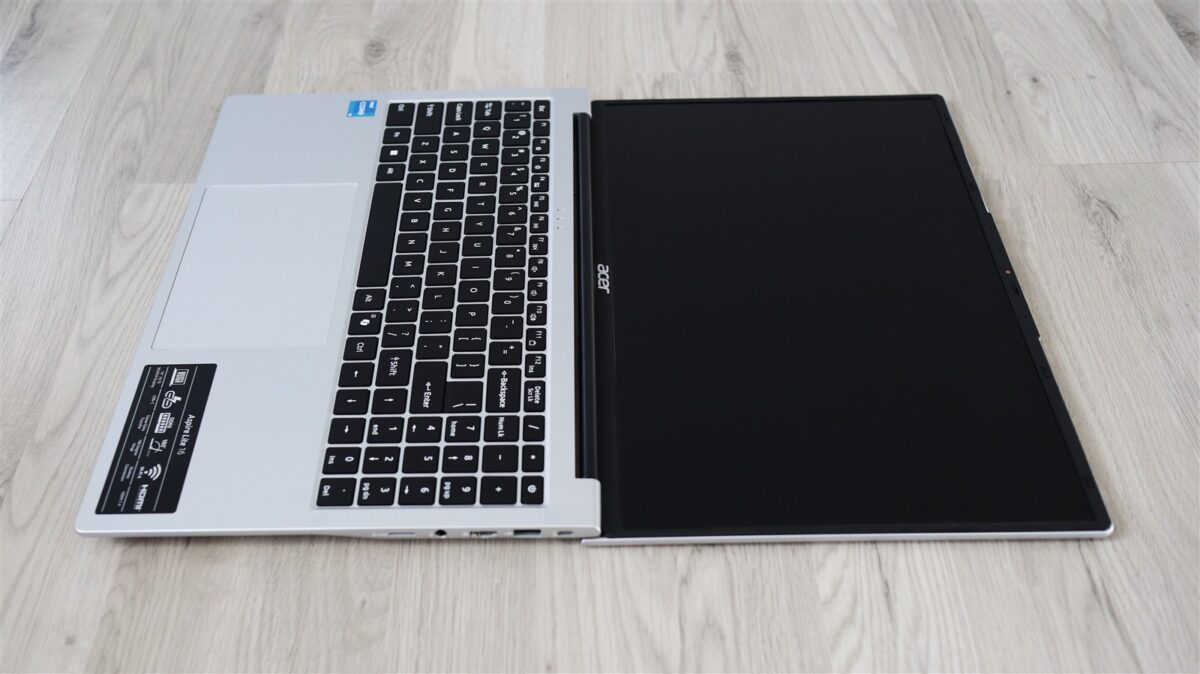 Laptop Acer Aspire Lite 16 AL16-54P - prezentare