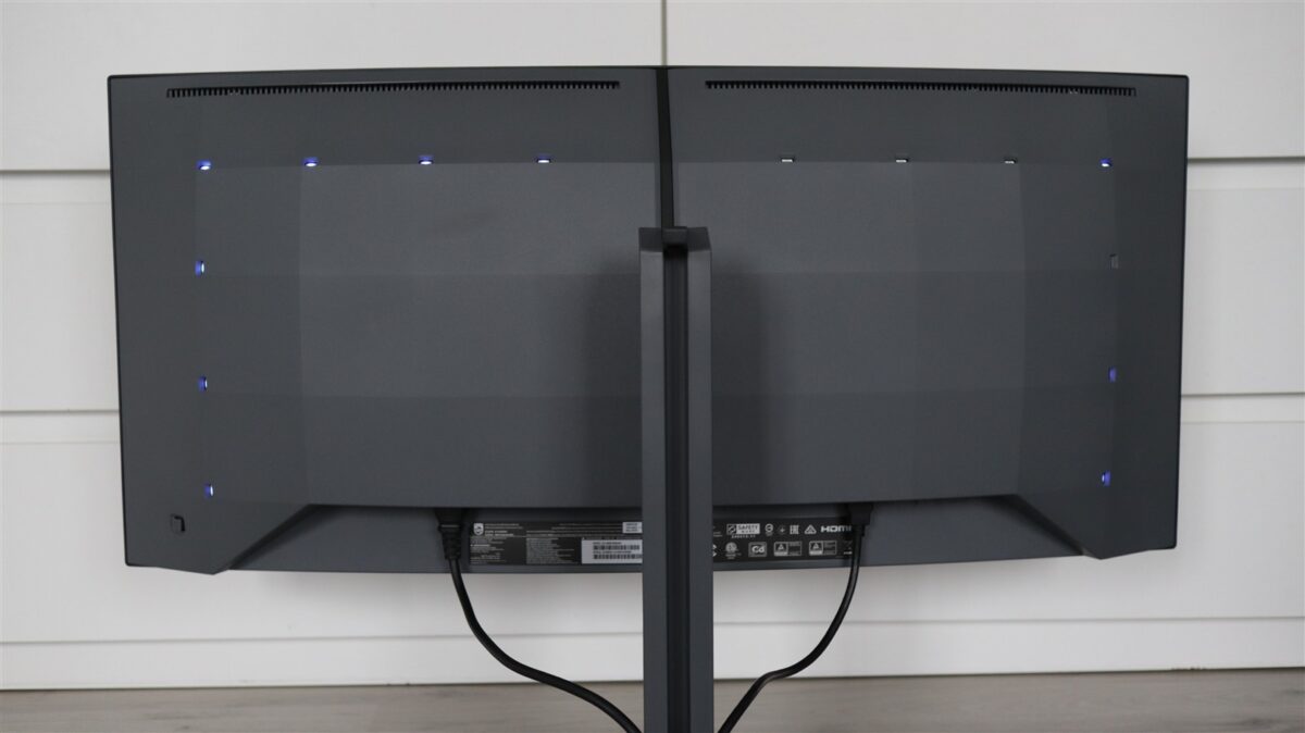 Monitor curbat de gaming QD-OLED Philips Evnia 34M2C6500 - review