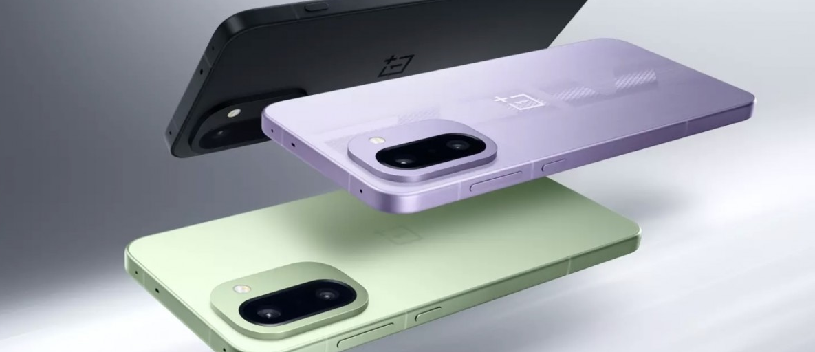 OnePlus Ace 6T – ecran AMOLED cu rată de refresh la 165Hz