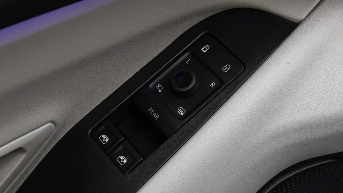 Ford Explorer EV Premium AWD - Review