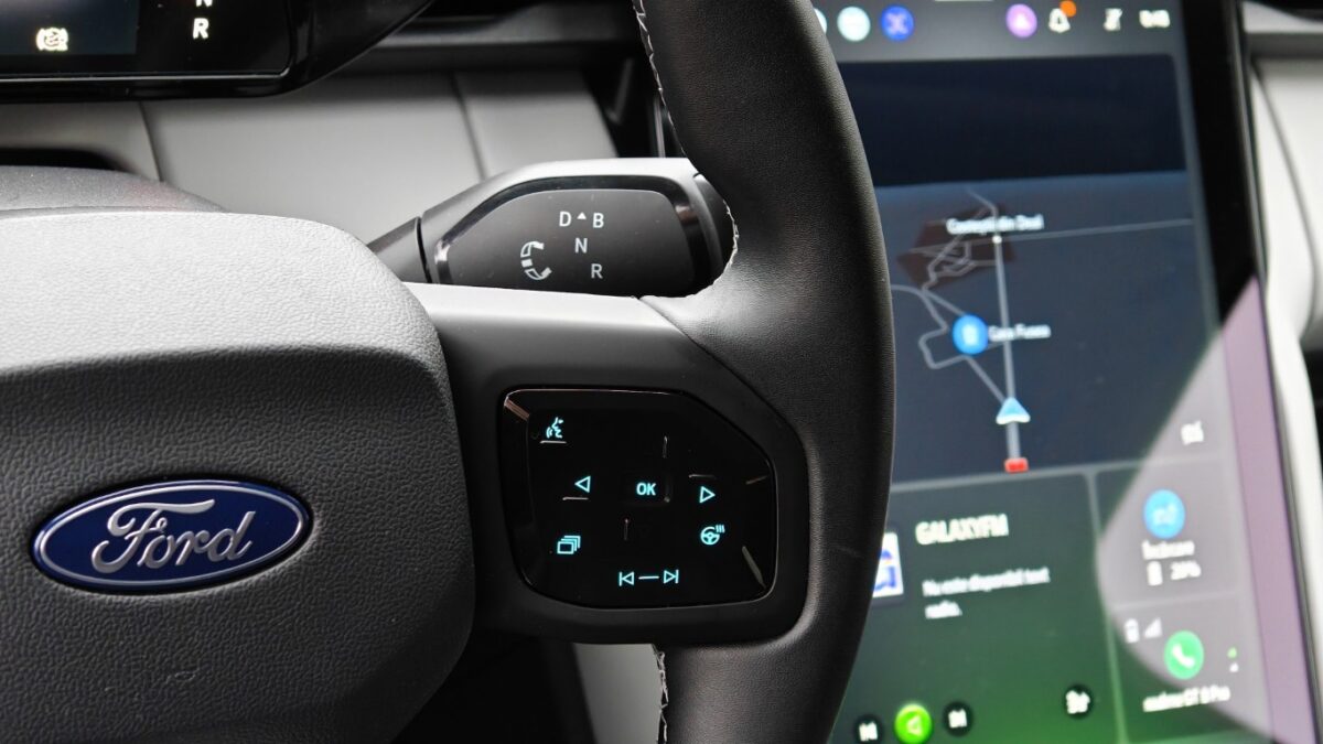 Ford Explorer EV Premium AWD - Review