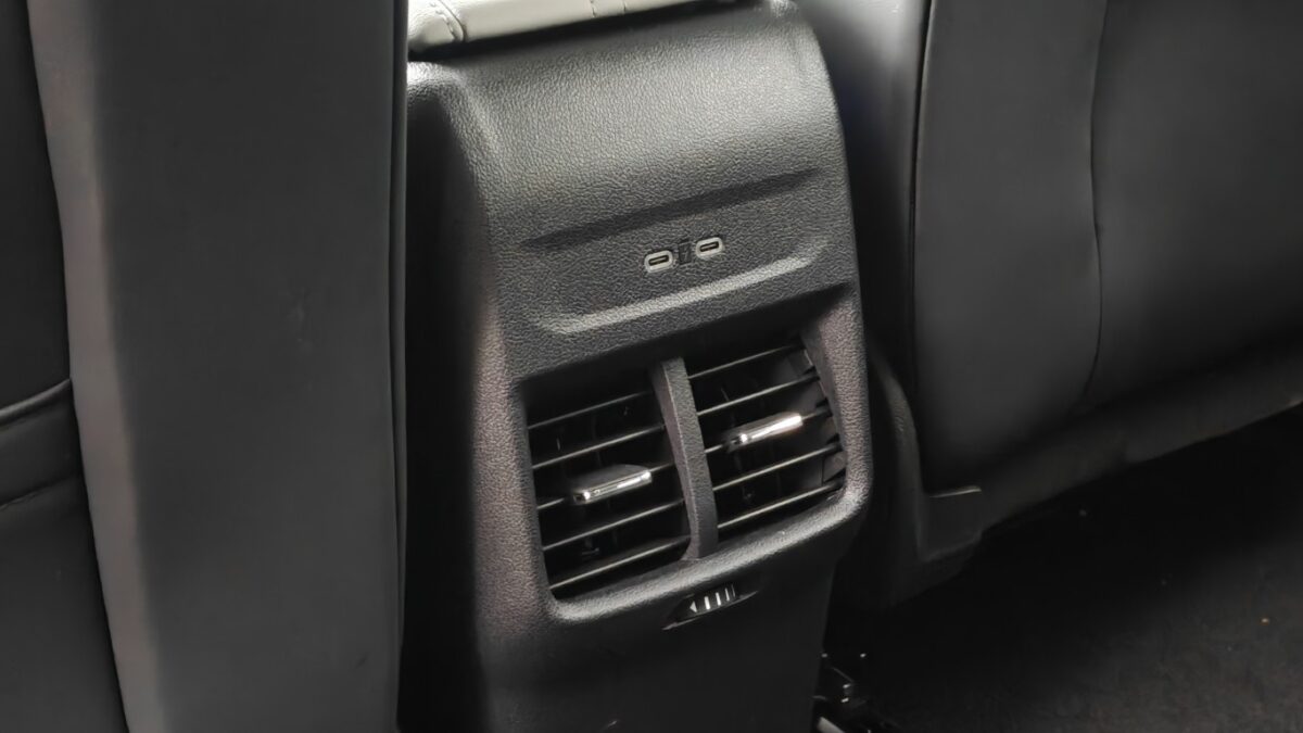 Ford Explorer EV Premium AWD - Review