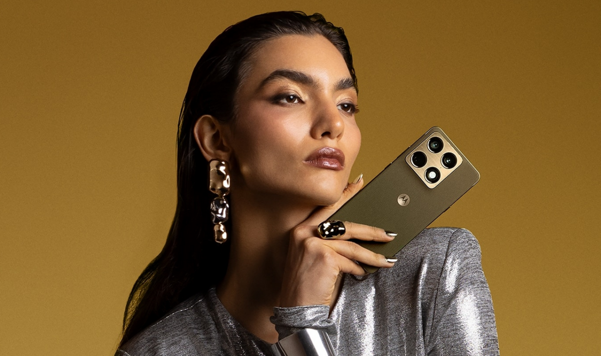 Preţ foarte bun pentru Motorola Signature, cel mai elegant smartphone ...