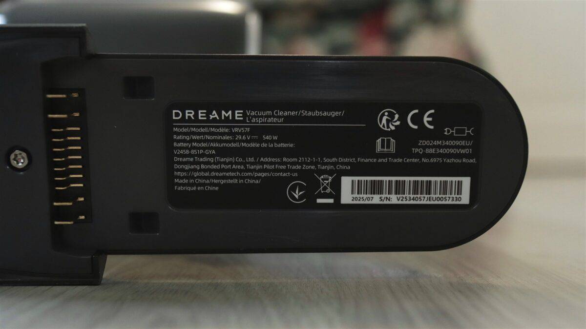 Aspirator vertical Dreame R20 Ultra VRV57F - review