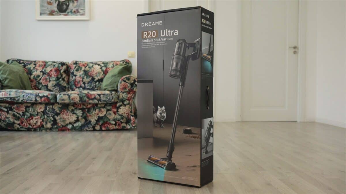 Aspirator vertical Dreame R20 Ultra VRV57F - review