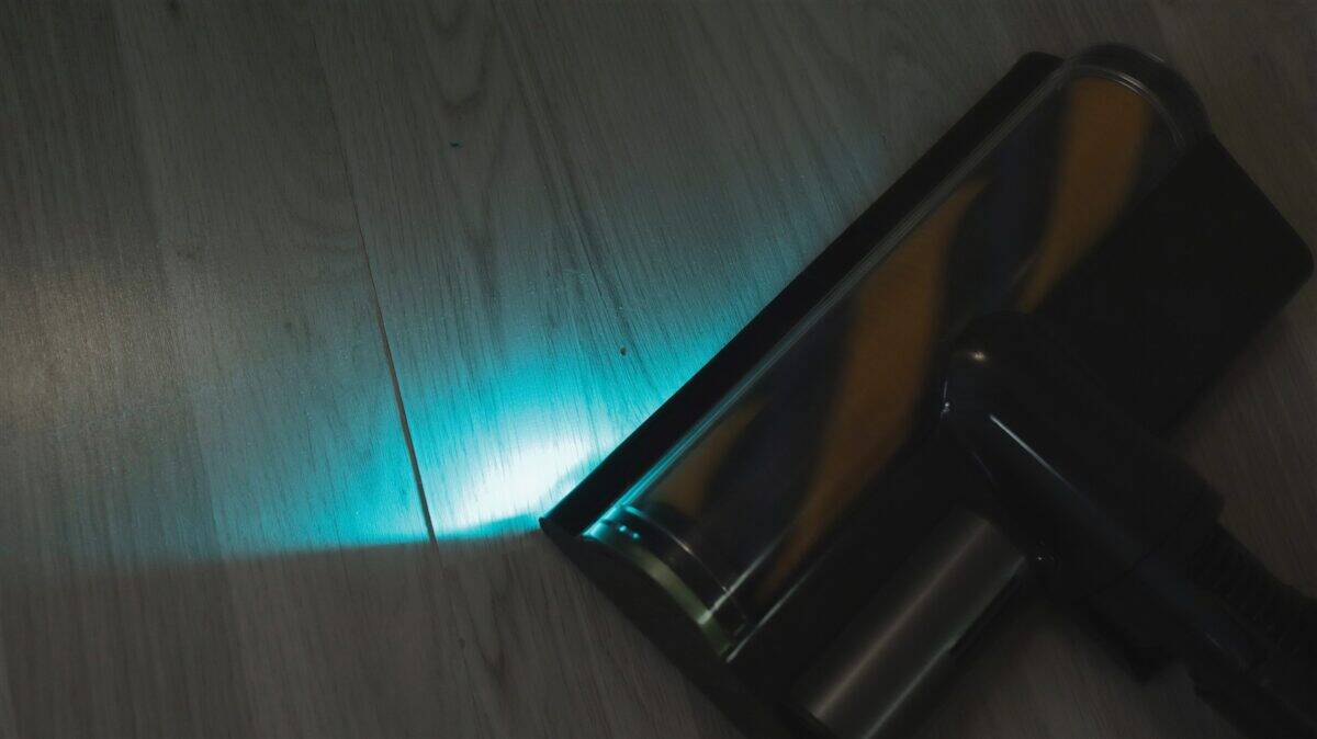 Aspirator vertical Dreame R20 Ultra VRV57F - review