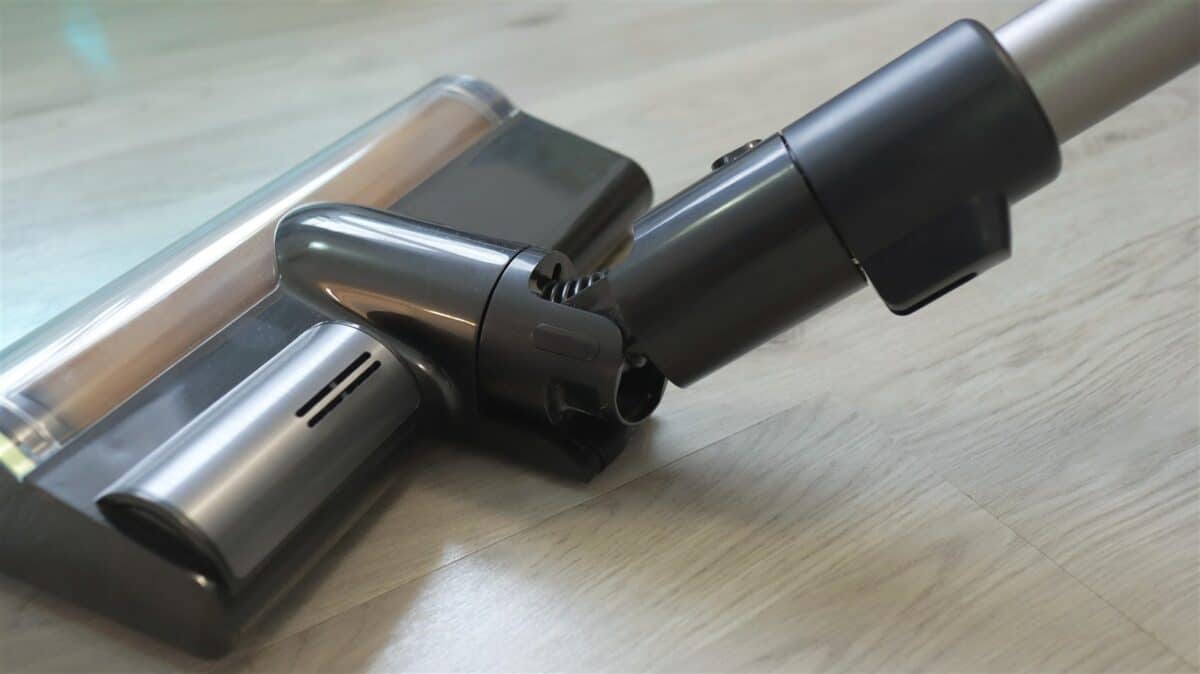 Aspirator vertical Dreame R20 Ultra VRV57F - review