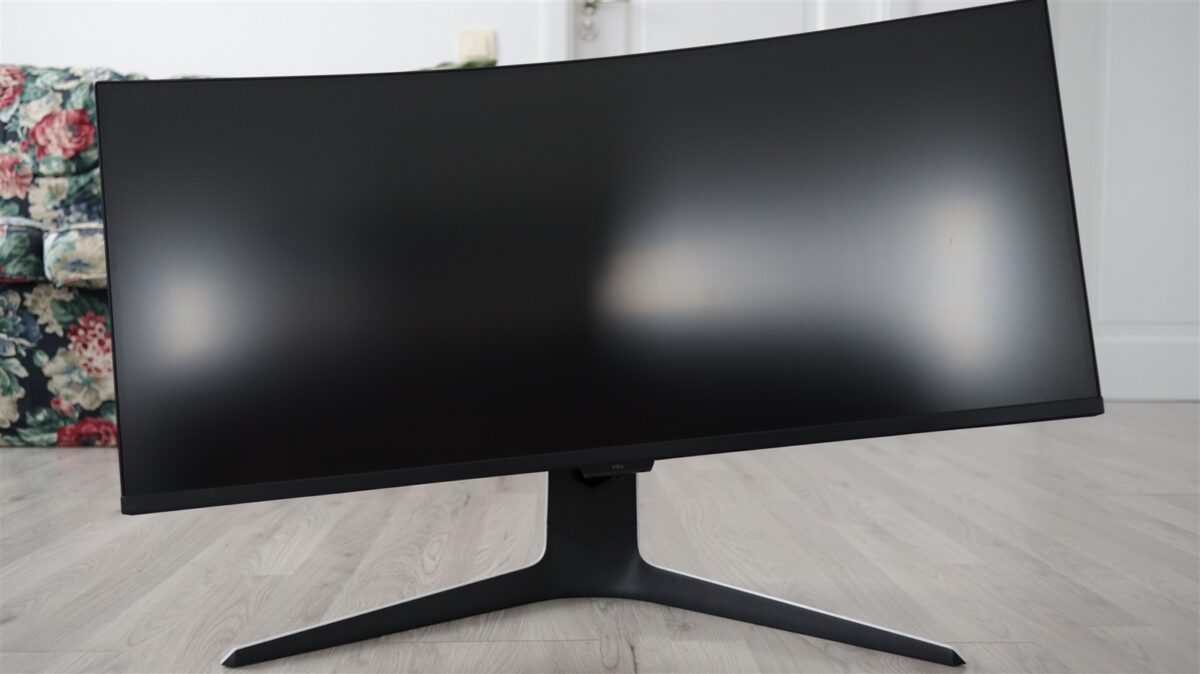 Monitor curbat de gaming TCL 34R83Q - prezentare