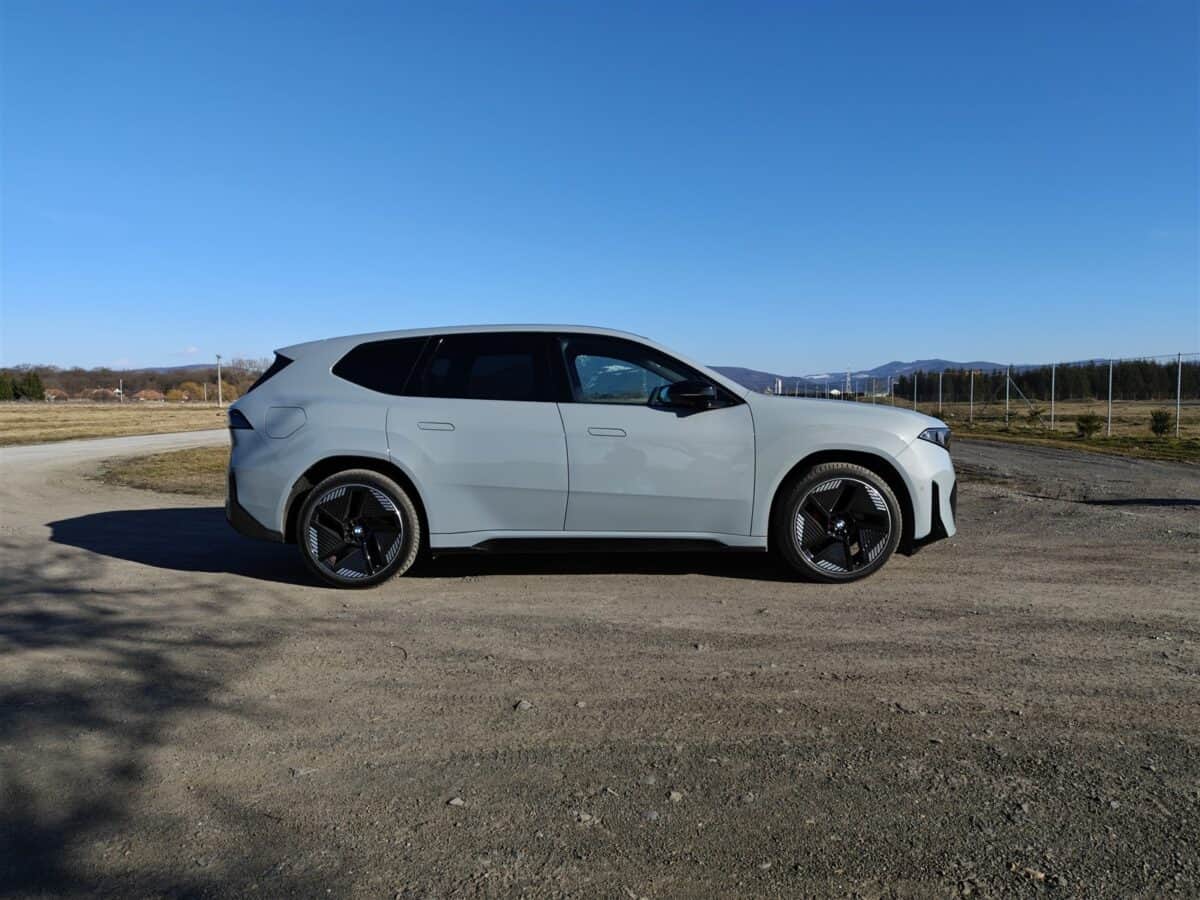 BMW iX3 - primele impresii