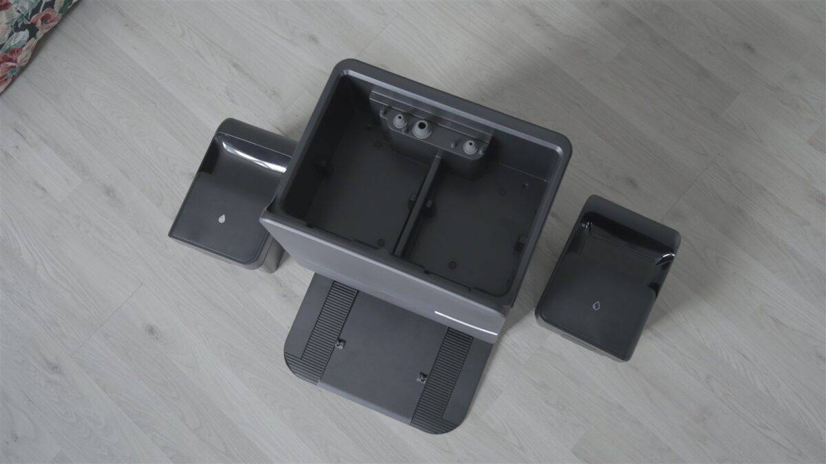 Robot de aspirare cu functie mop Roborock Saros 20 - review