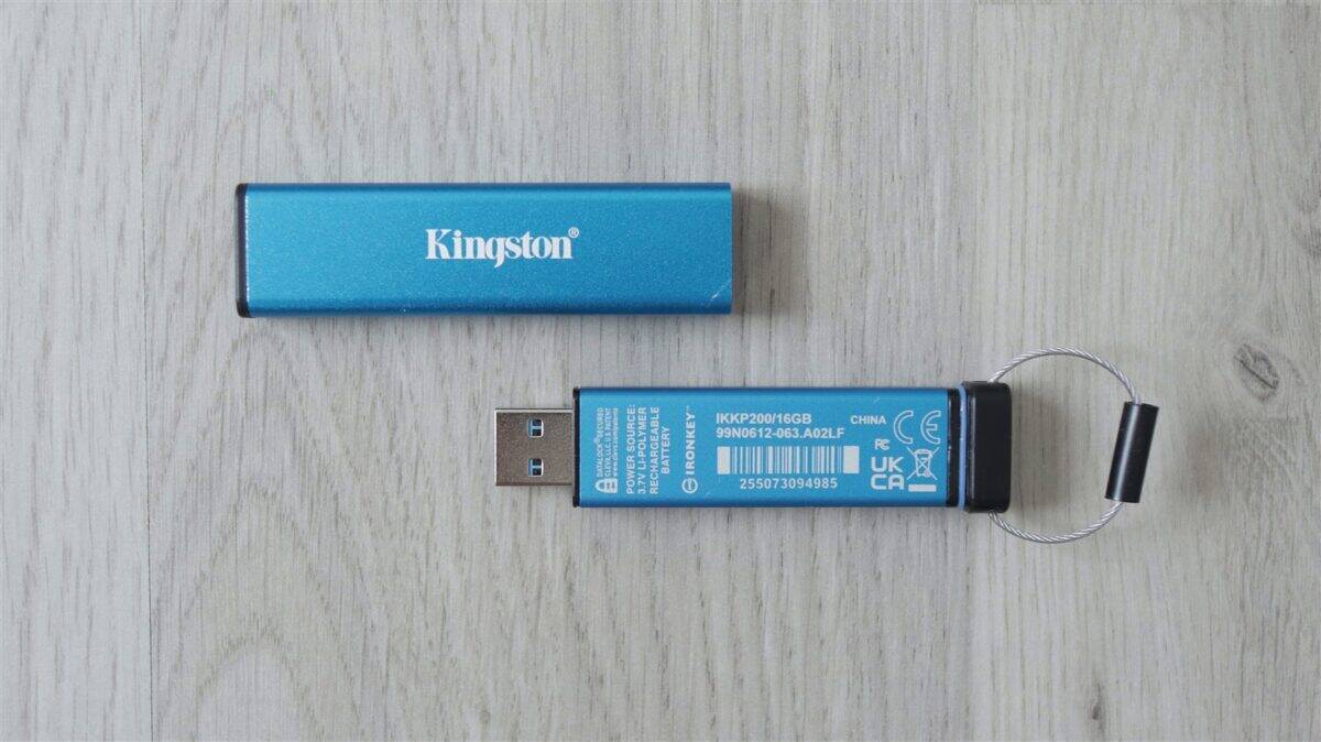 Stick memorie USB Kingston IronKey Keypad 200 16GB - review