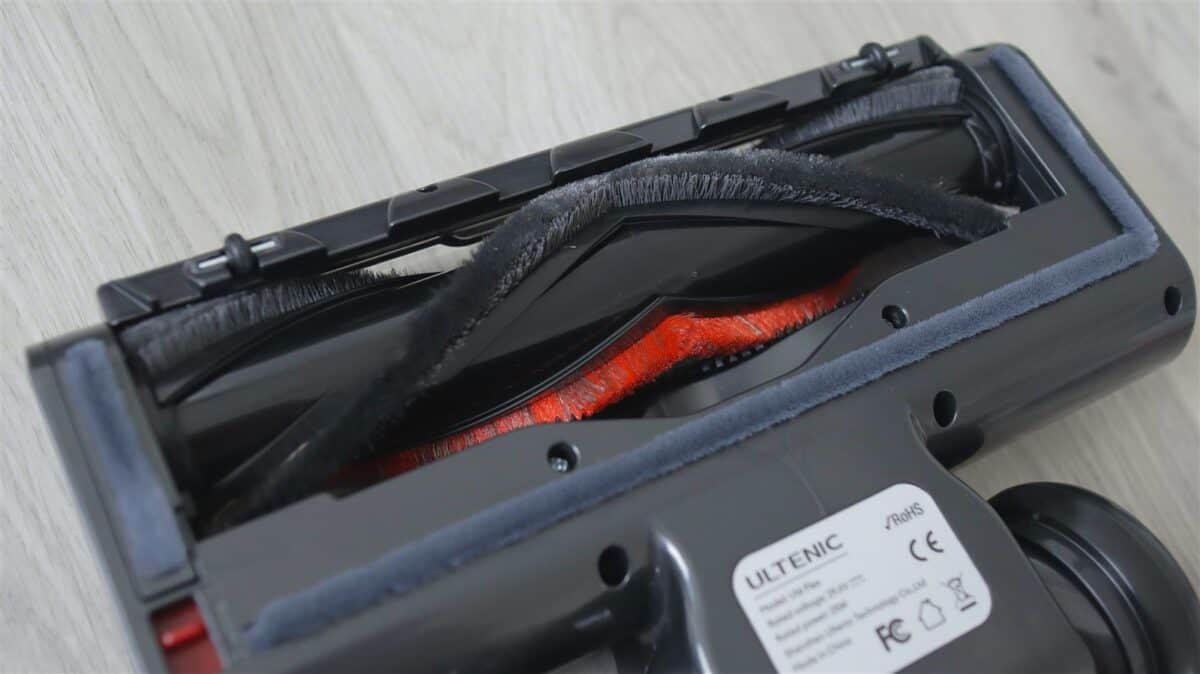 Aspirator vertical fara cablu Ultenic U16 Flex - review