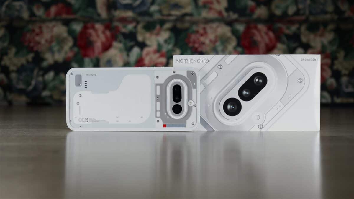 Nothing Phone (4a) - review