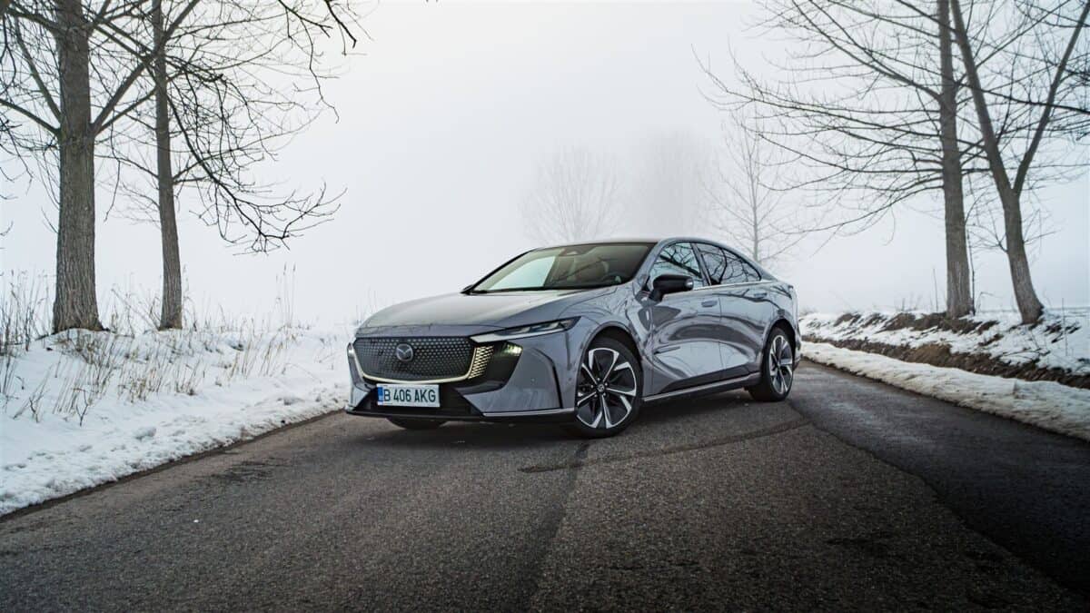 Mazda 6e