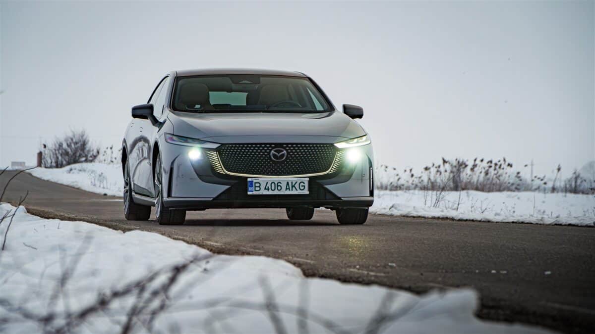 Mazda 6e